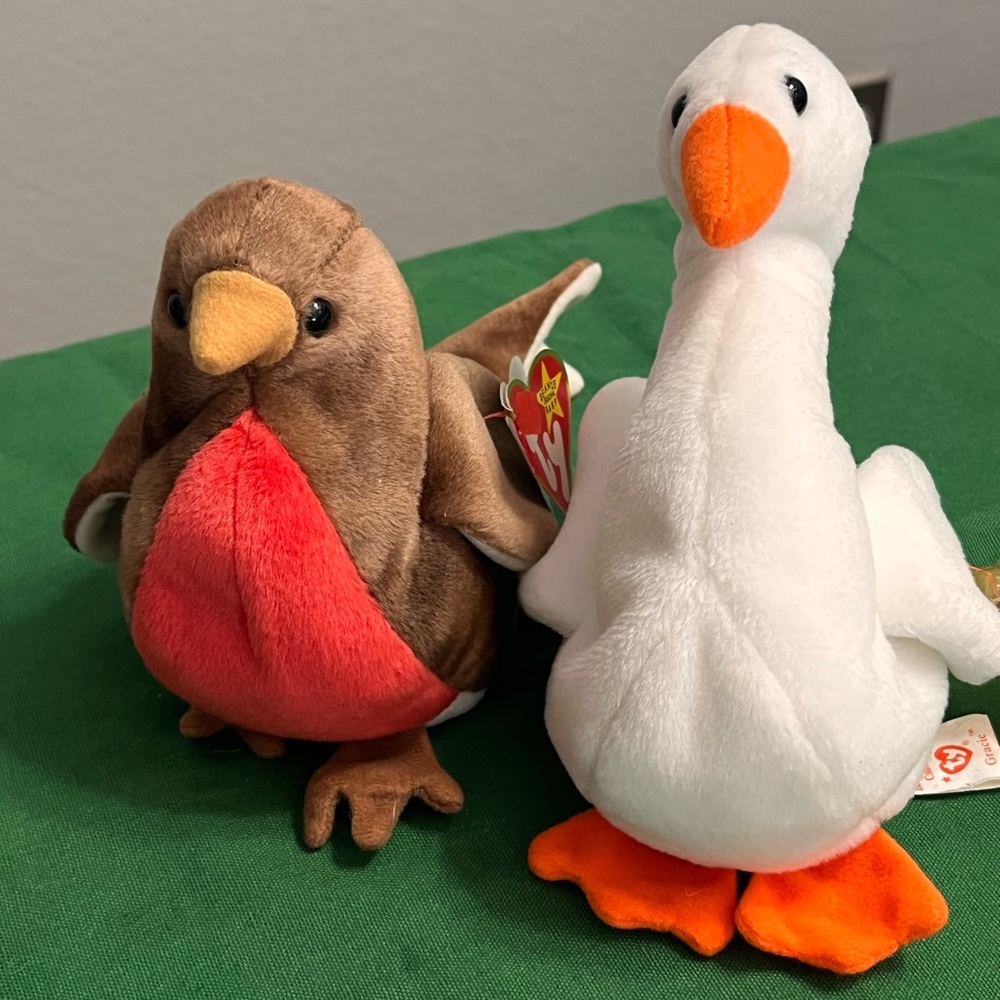 Pair Of Rare Vintage Beanie Babies With Errors . Gracie & Early